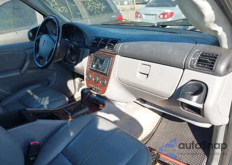 2003 Mercedes-Benz Ml 320 z USA, uszkodzony, nr VIN 4JGAB54E73A379929